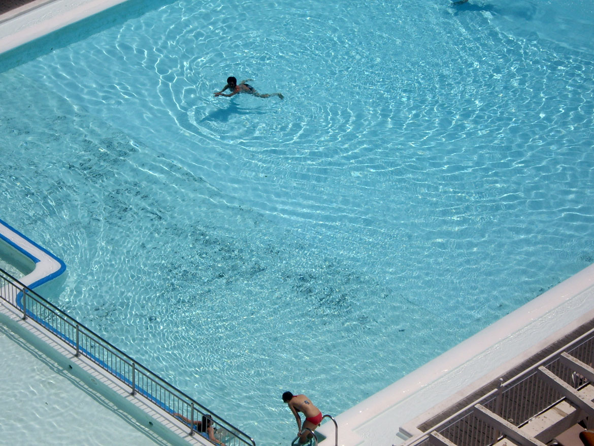 reparación piscina de poliéster sin vaciar